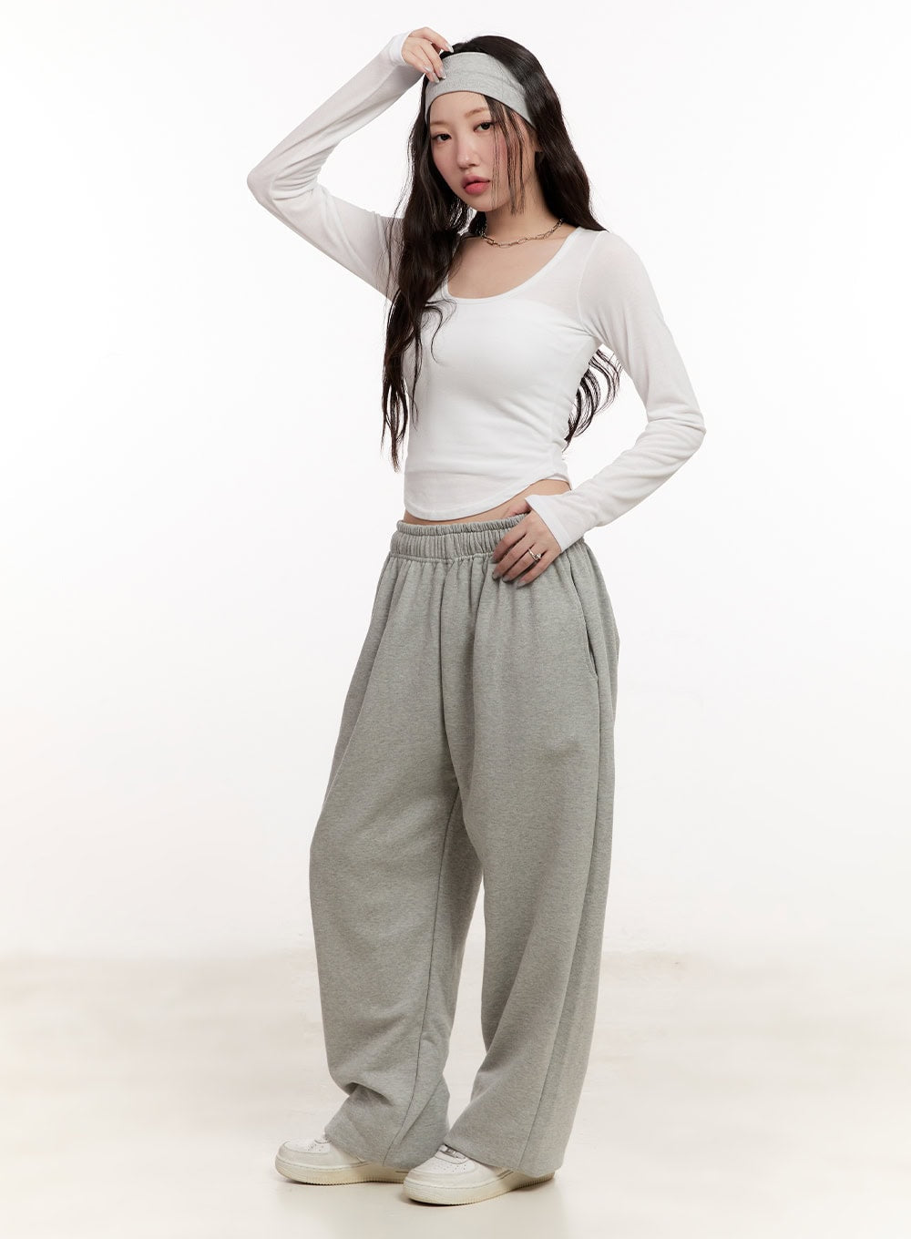 Essential Cropped Long Sleeve Top CM507