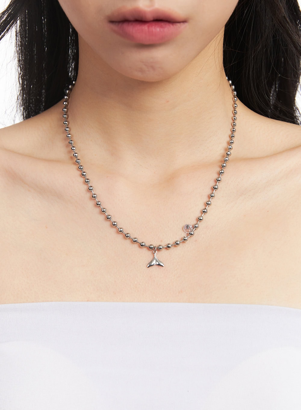 Bold Tail Necklace CA516