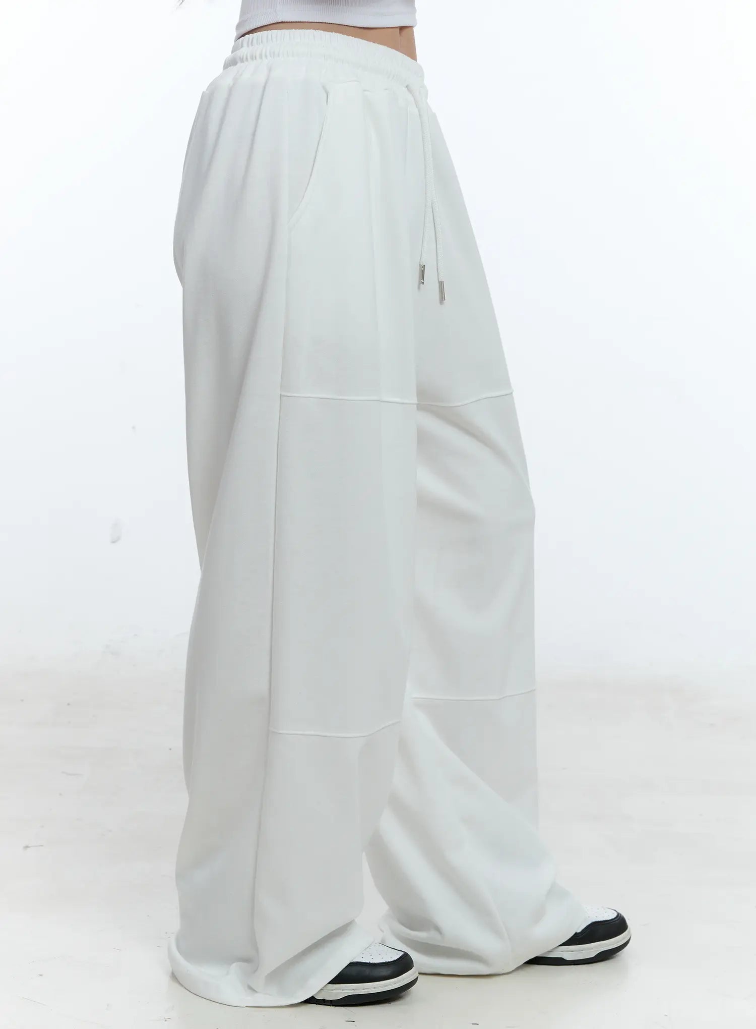 Baggy Wide-Leg Sweatpants CU526