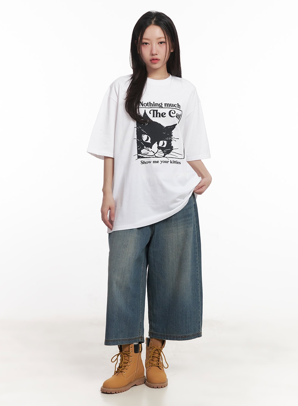 Relaxed Fit Graphic Tee CA525