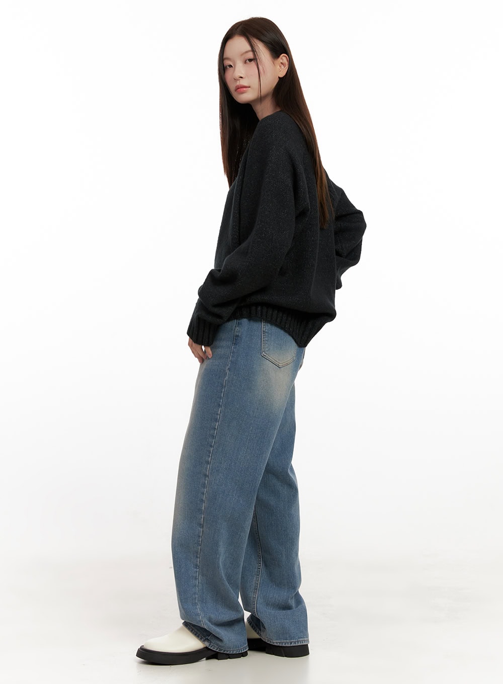 Oversized V-Neck Sweater ON422