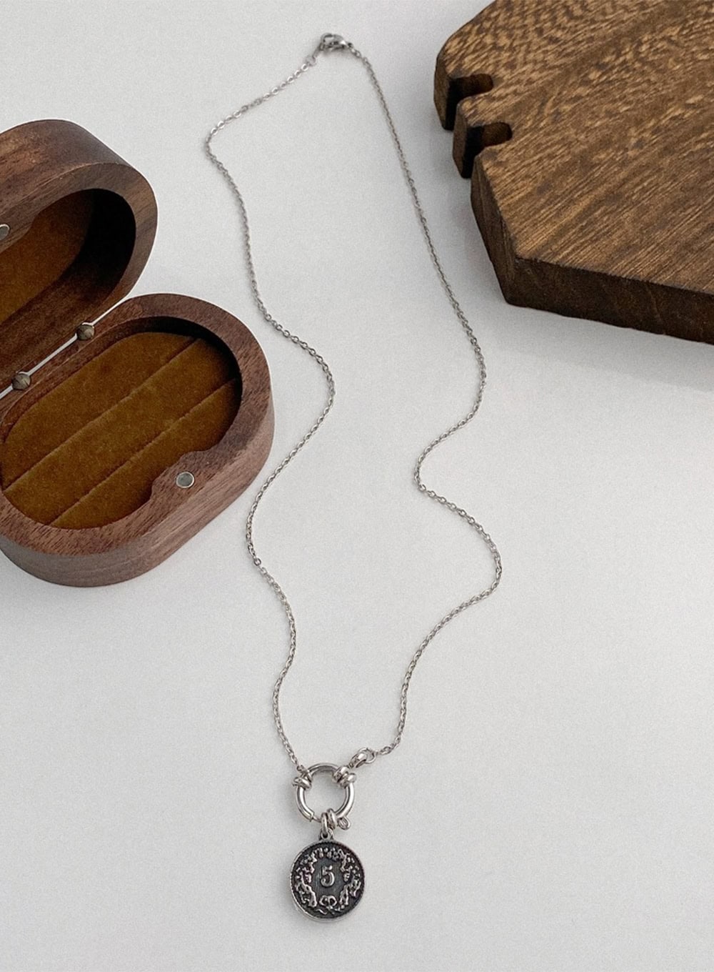 Noir Vintage Coin Necklace IA517