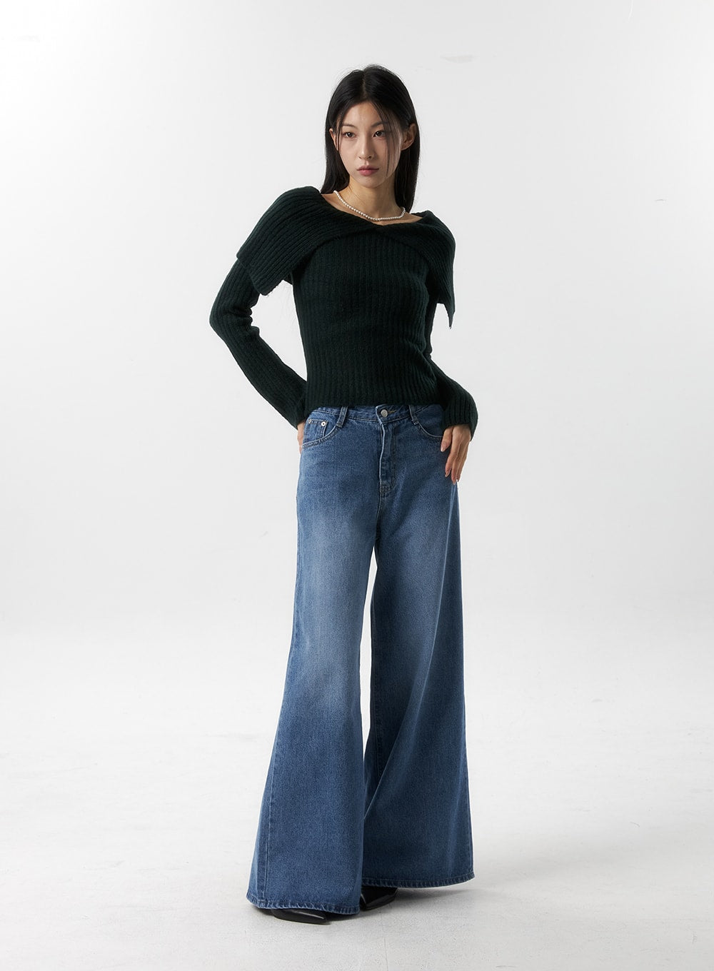 Wide Collar Off Shoulder Sweater IS315