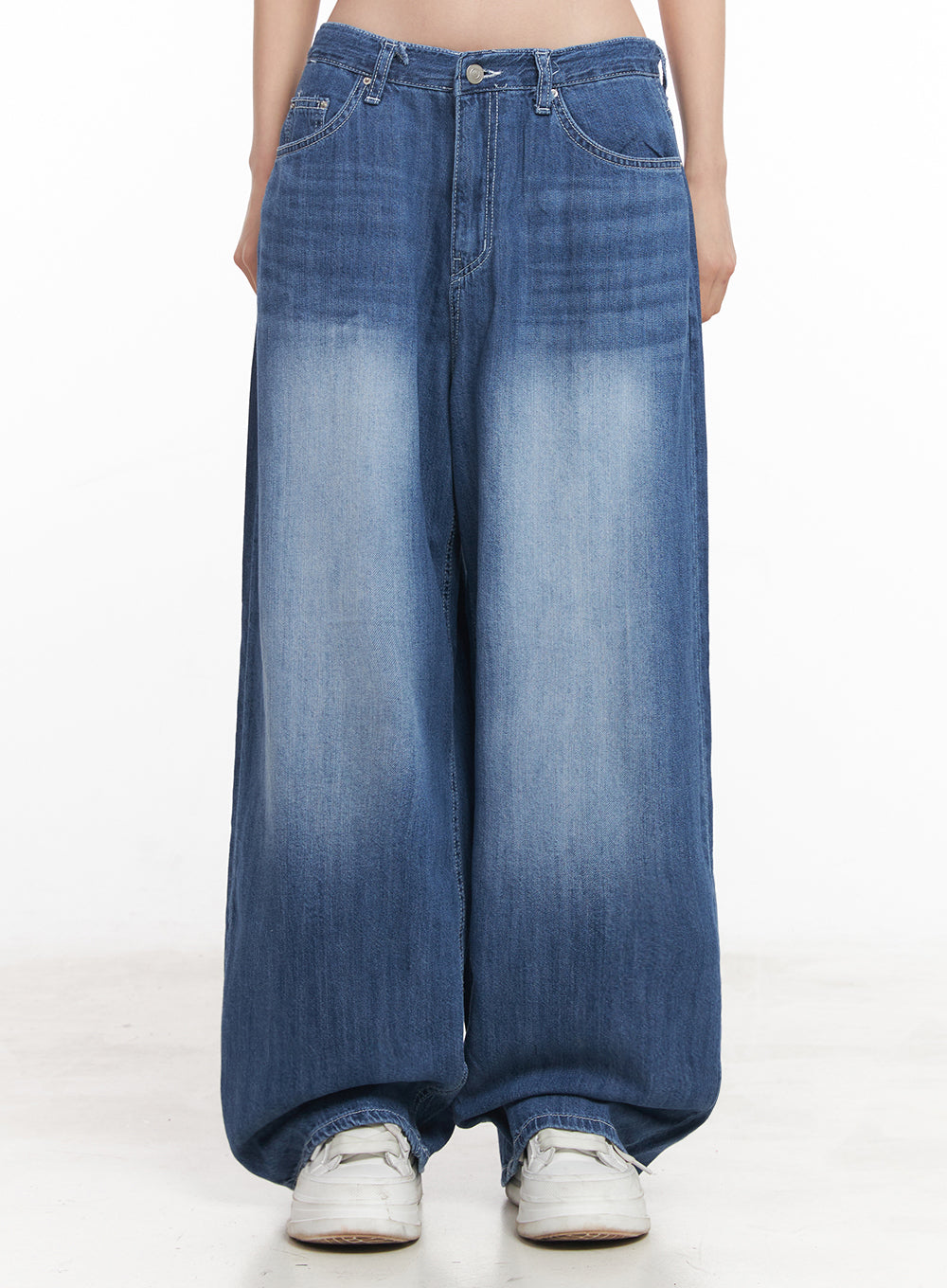 Bibi Wide-Leg Jeans IY516