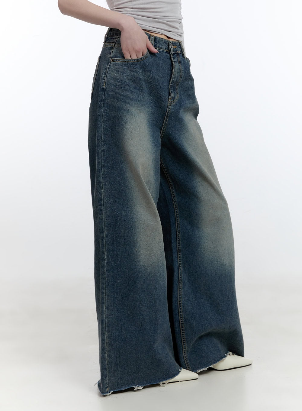 Joana Destroyed Wide-Leg Flare Jeans CJ520