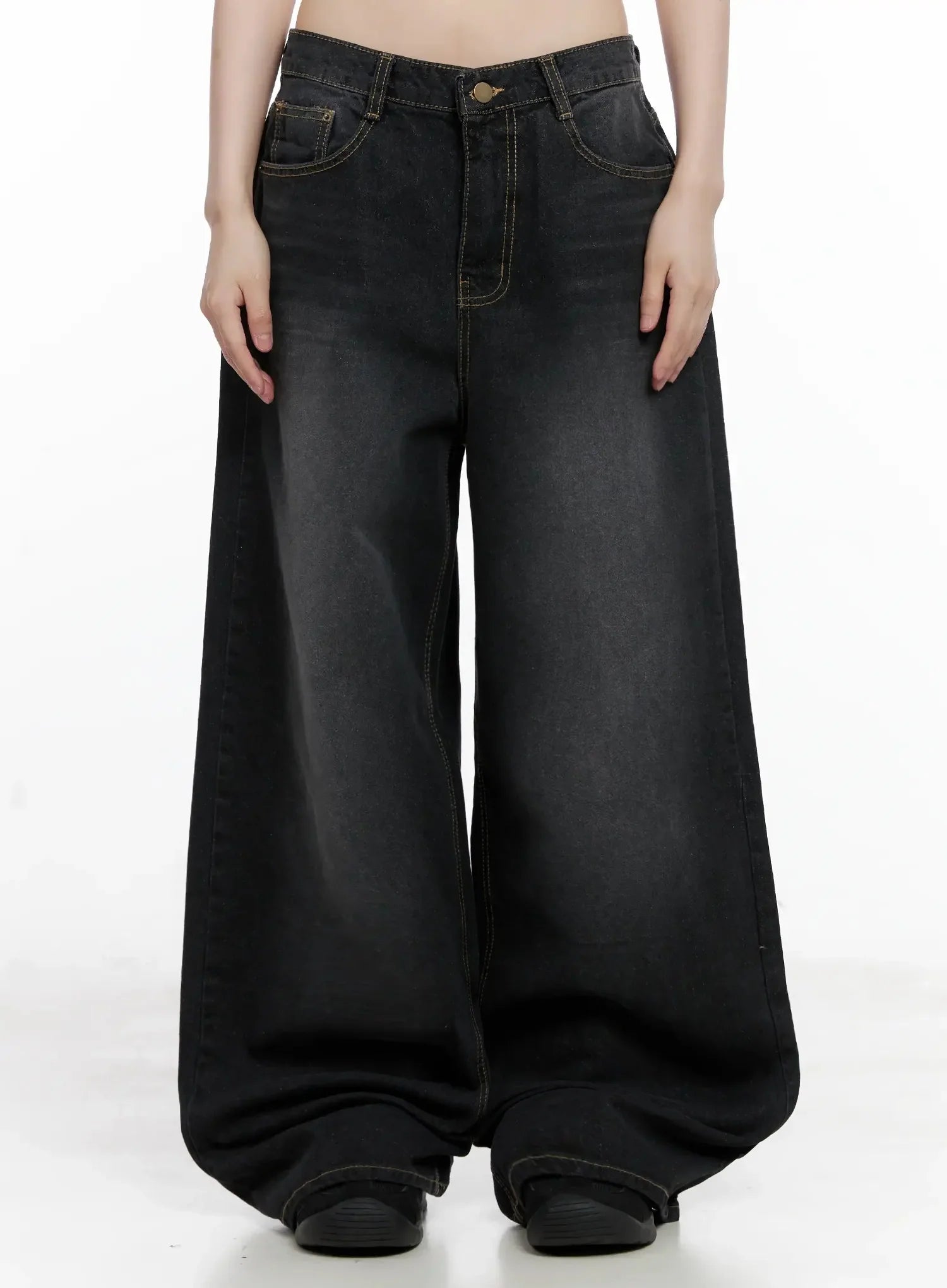 IU Vintage Black Baggy Jeans IL528