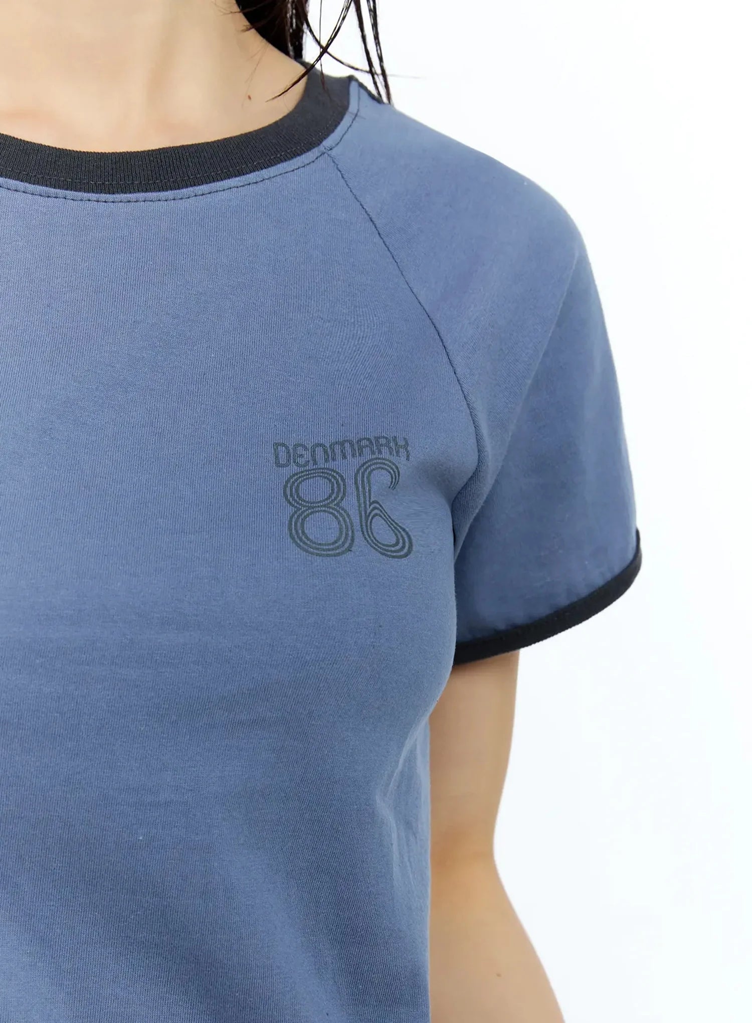 Two-Tone Graphic Tee IU524