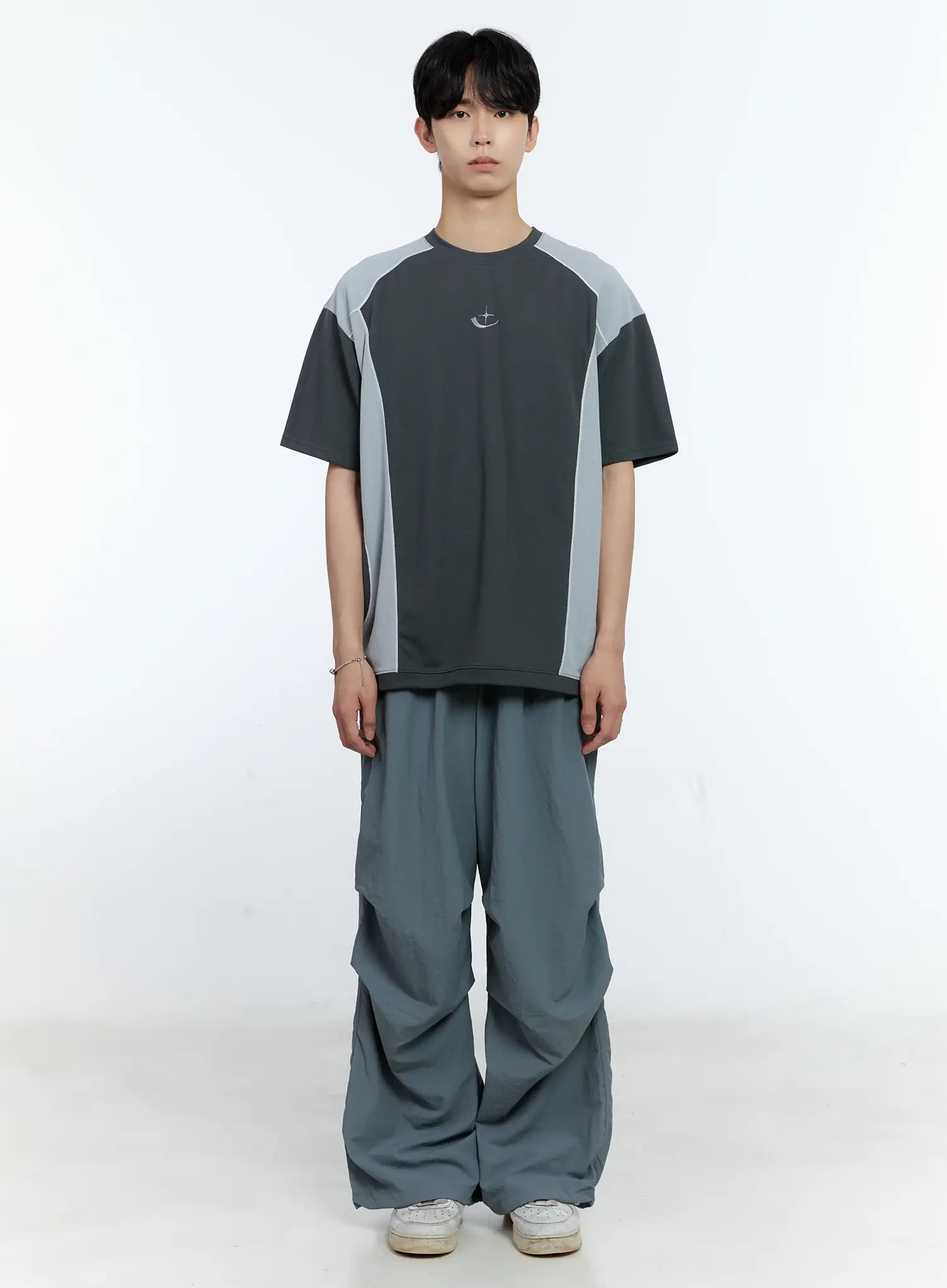 Men's Parachute Cargo Pants IG501