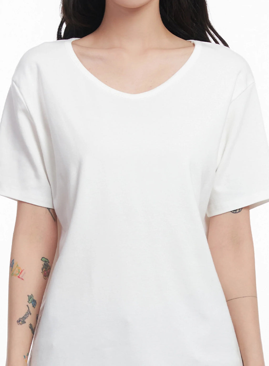 U-Neck Loose-Fit T-Shirt IC503