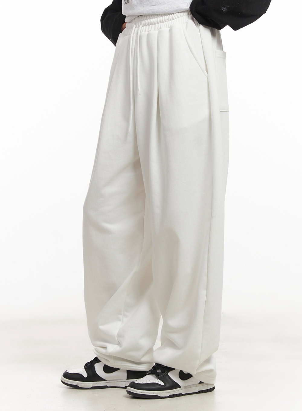 Essential Balloon-Fit Sweatpants CM503