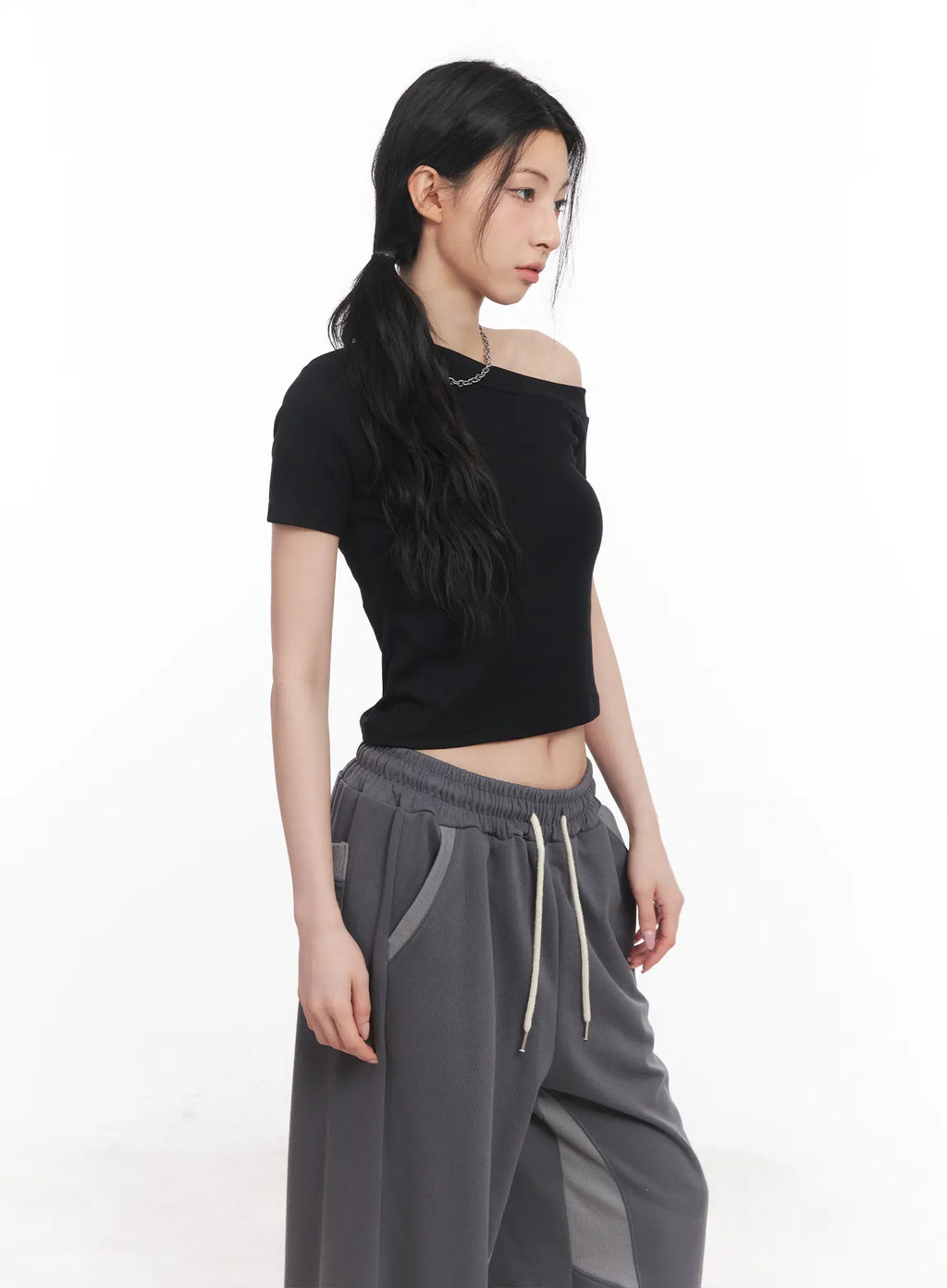 One-Shoulder Slim-Fit Crop Top CU510