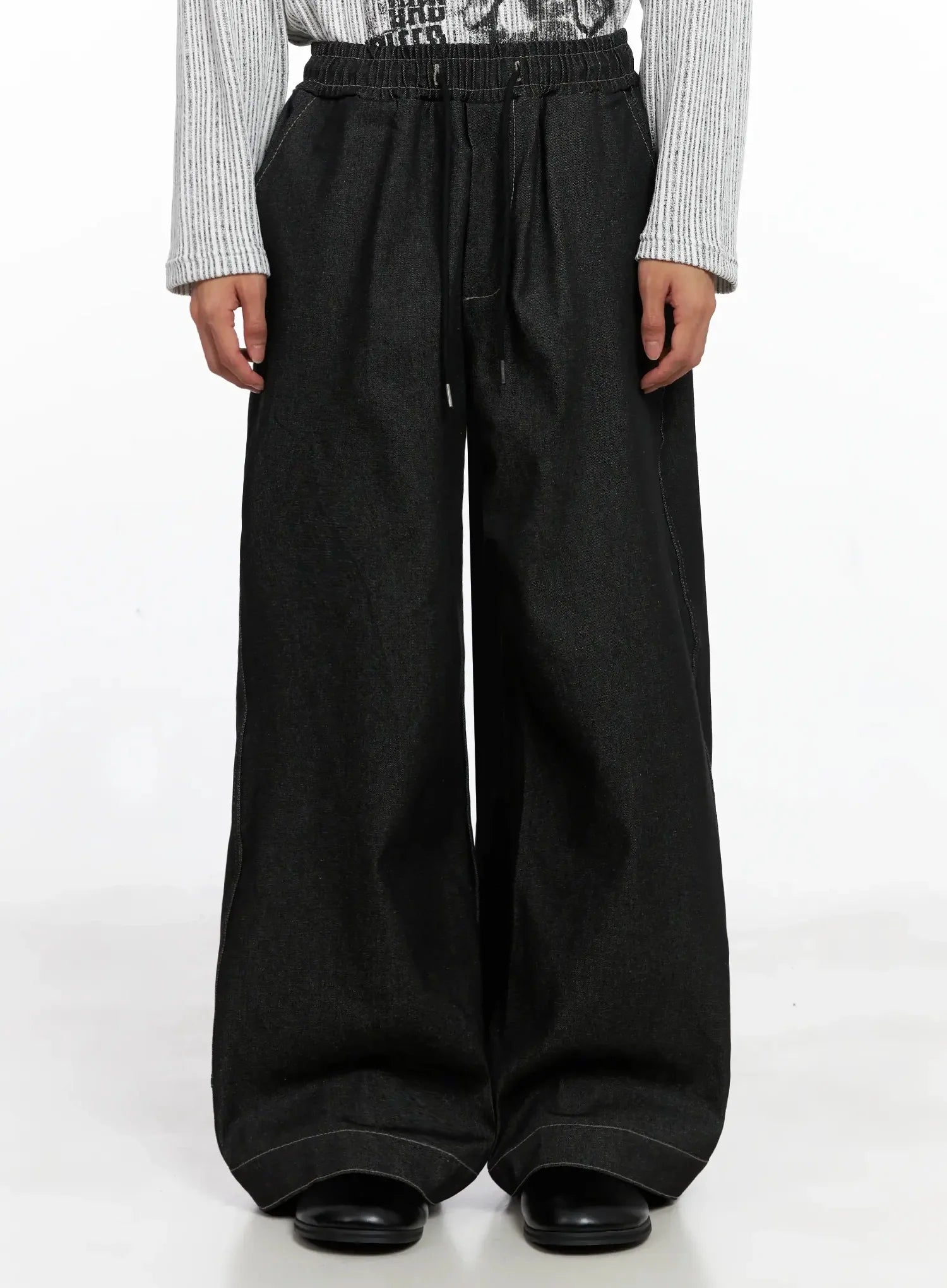 Men's Dark Denim Wide Pants IO517