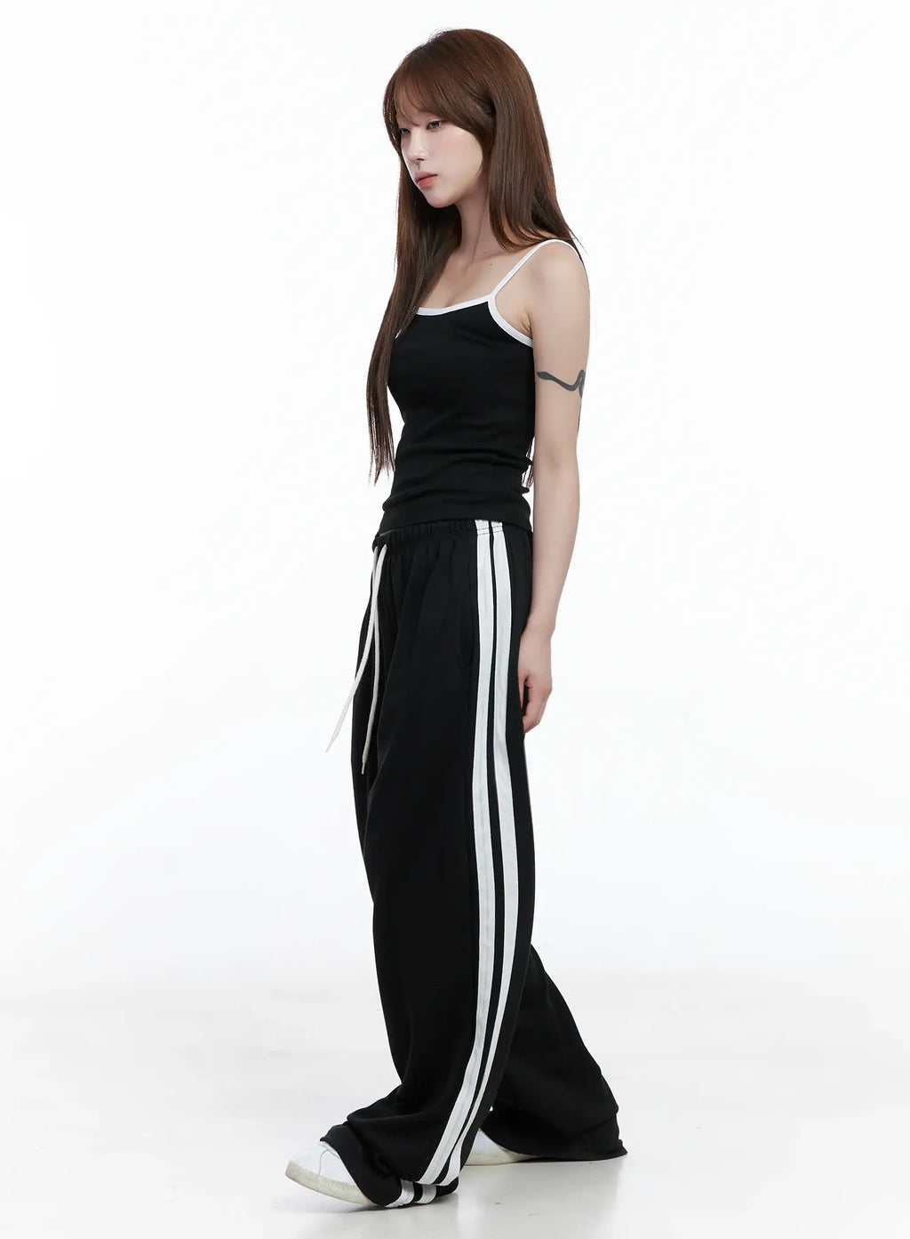 Dual-Tone Cropped Cami CS501