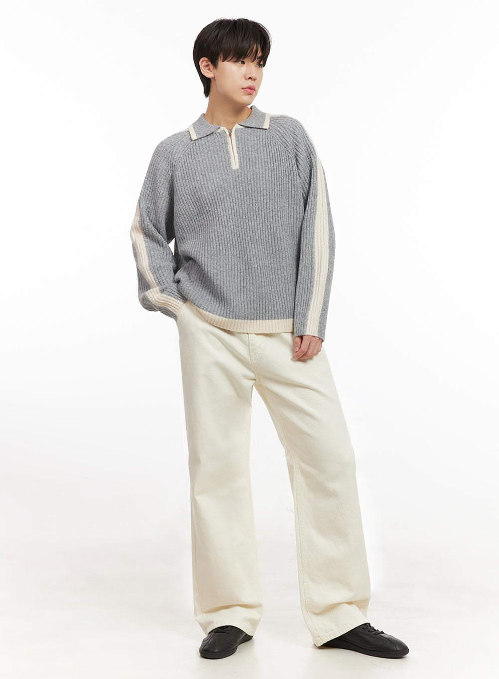 Men's Cotton Wide-Fit Trousers (Light beige) IJ517