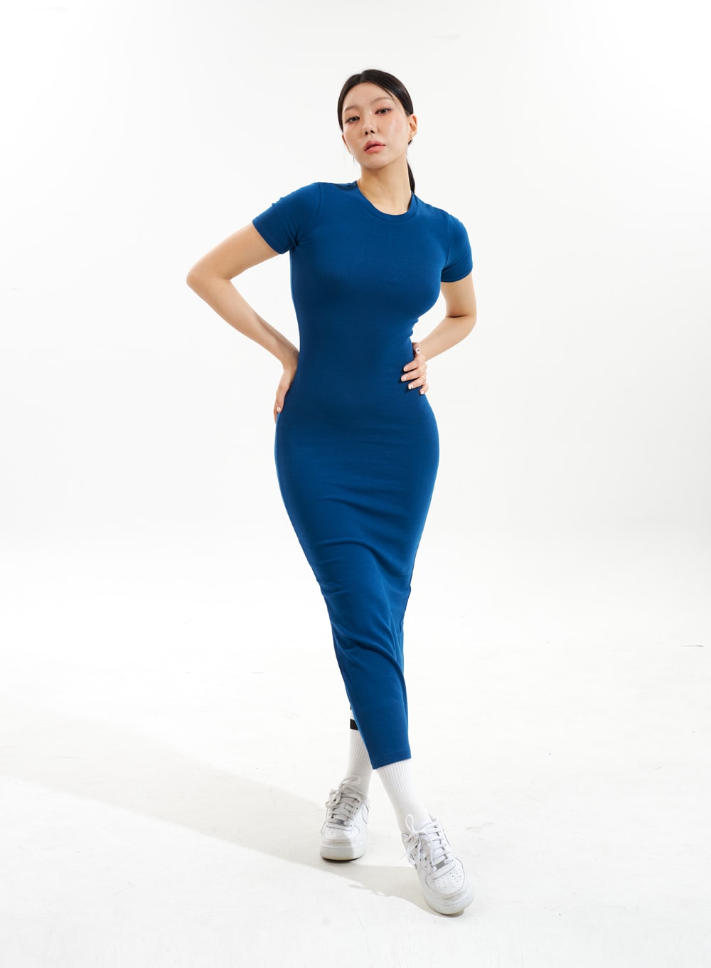 Crewneck Maxi Dress IU309