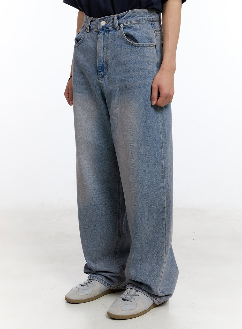 Men's Purple Washed Wide-Leg Jeans IY530