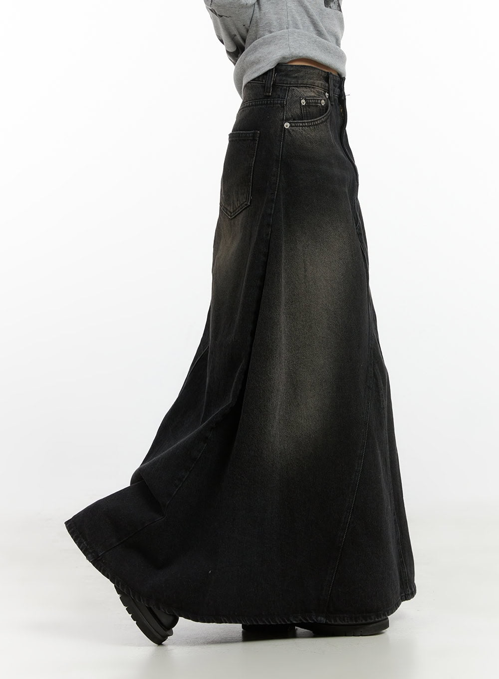 Classic Washed Denim Maxi Skirt CS425