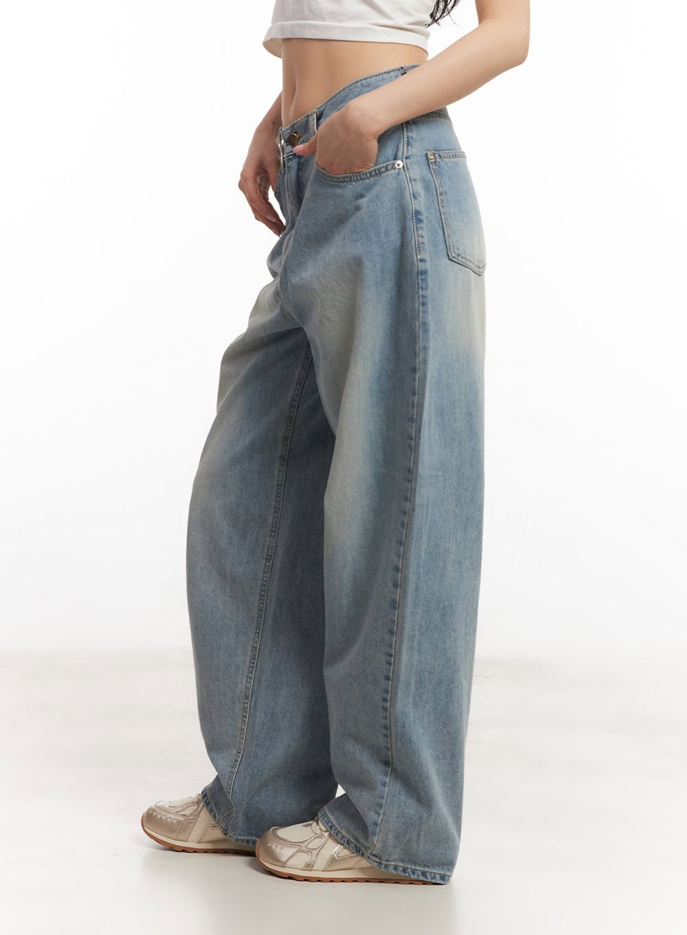 Devyn Wide-Leg Jeans CA503