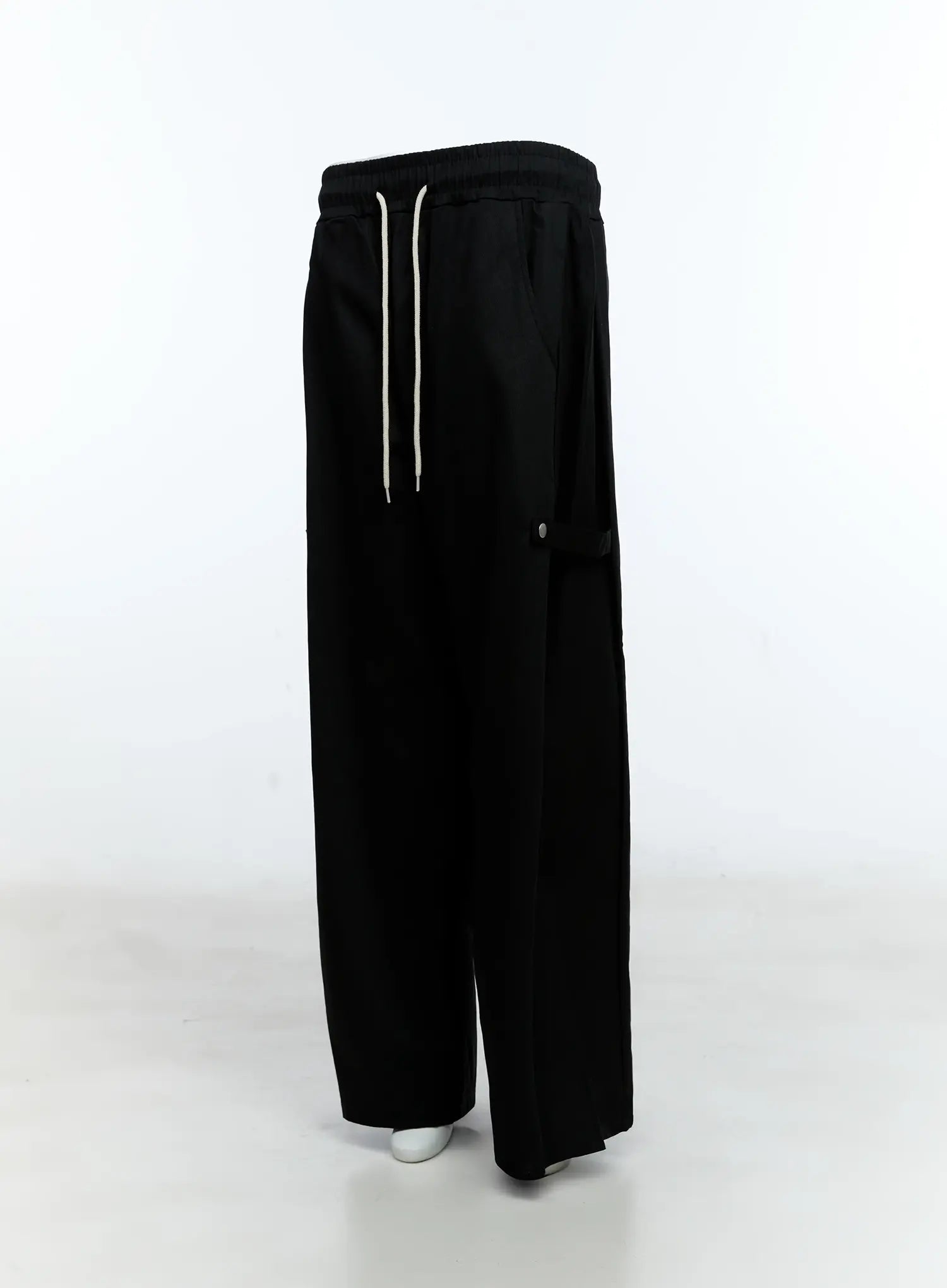 Men's Wide-Leg Utility Pants IG512