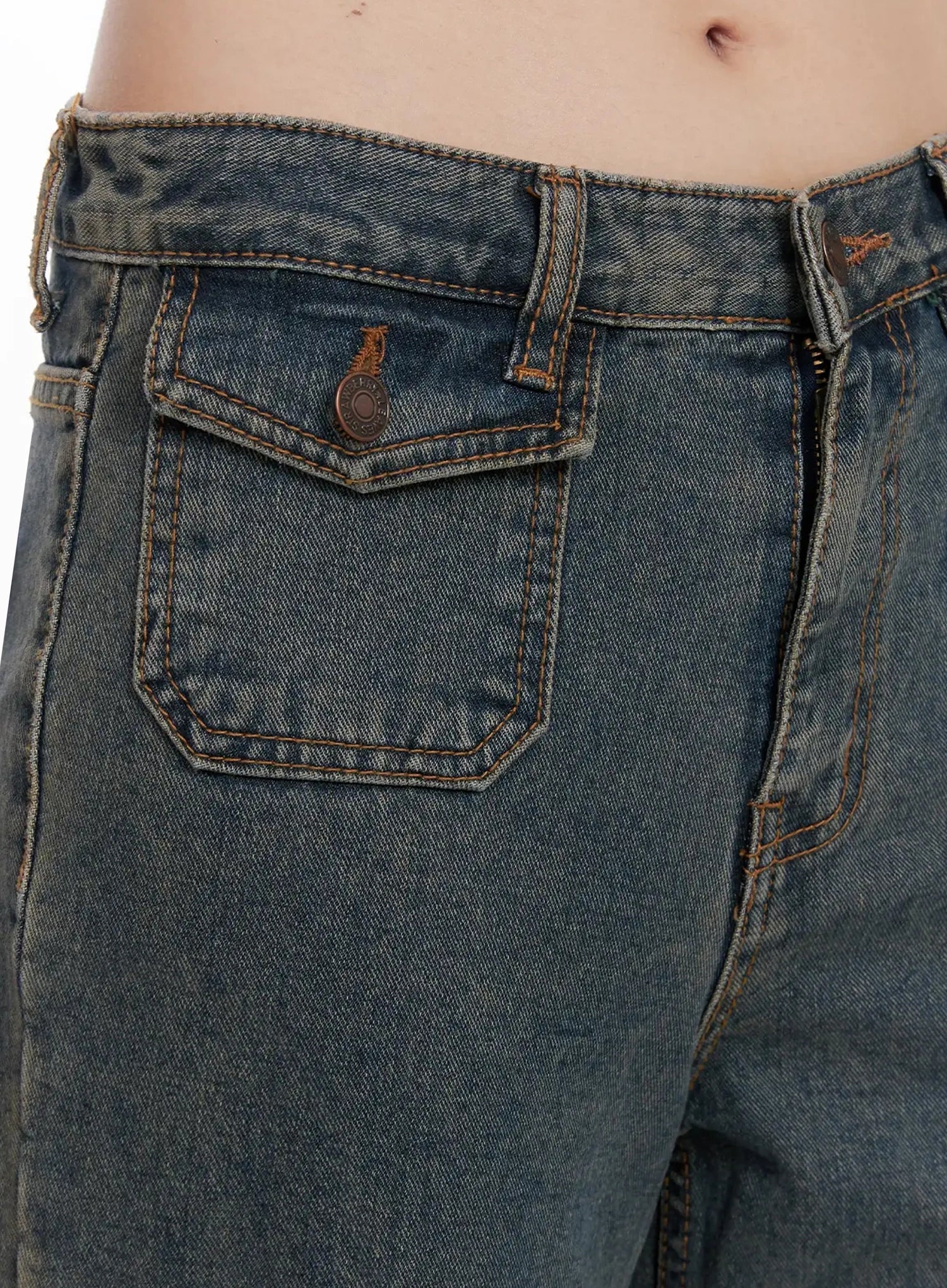 Rayne Washed Flared Jeans IS508