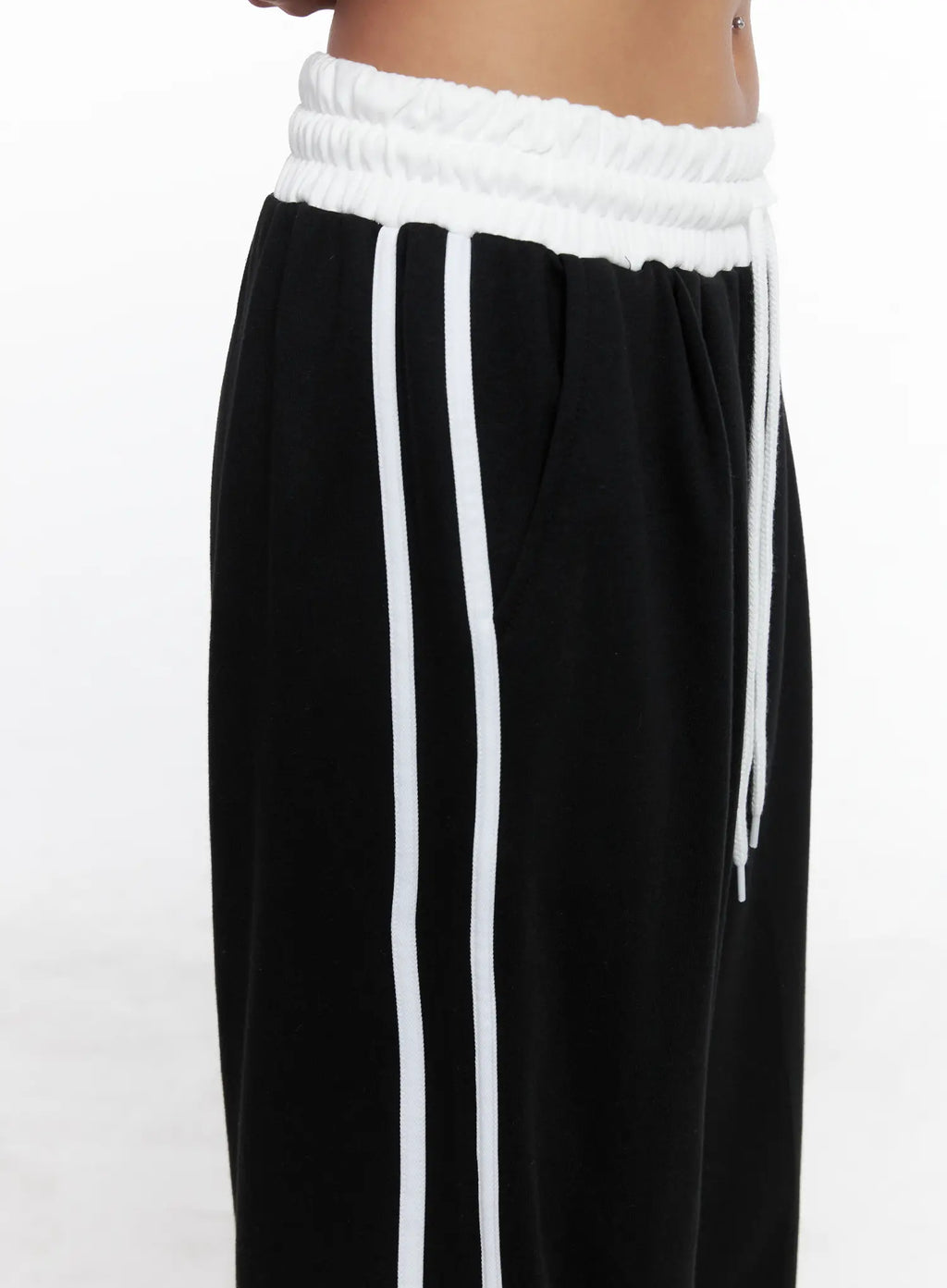 Striped Contrast Wide Leg Sweatpants CS524