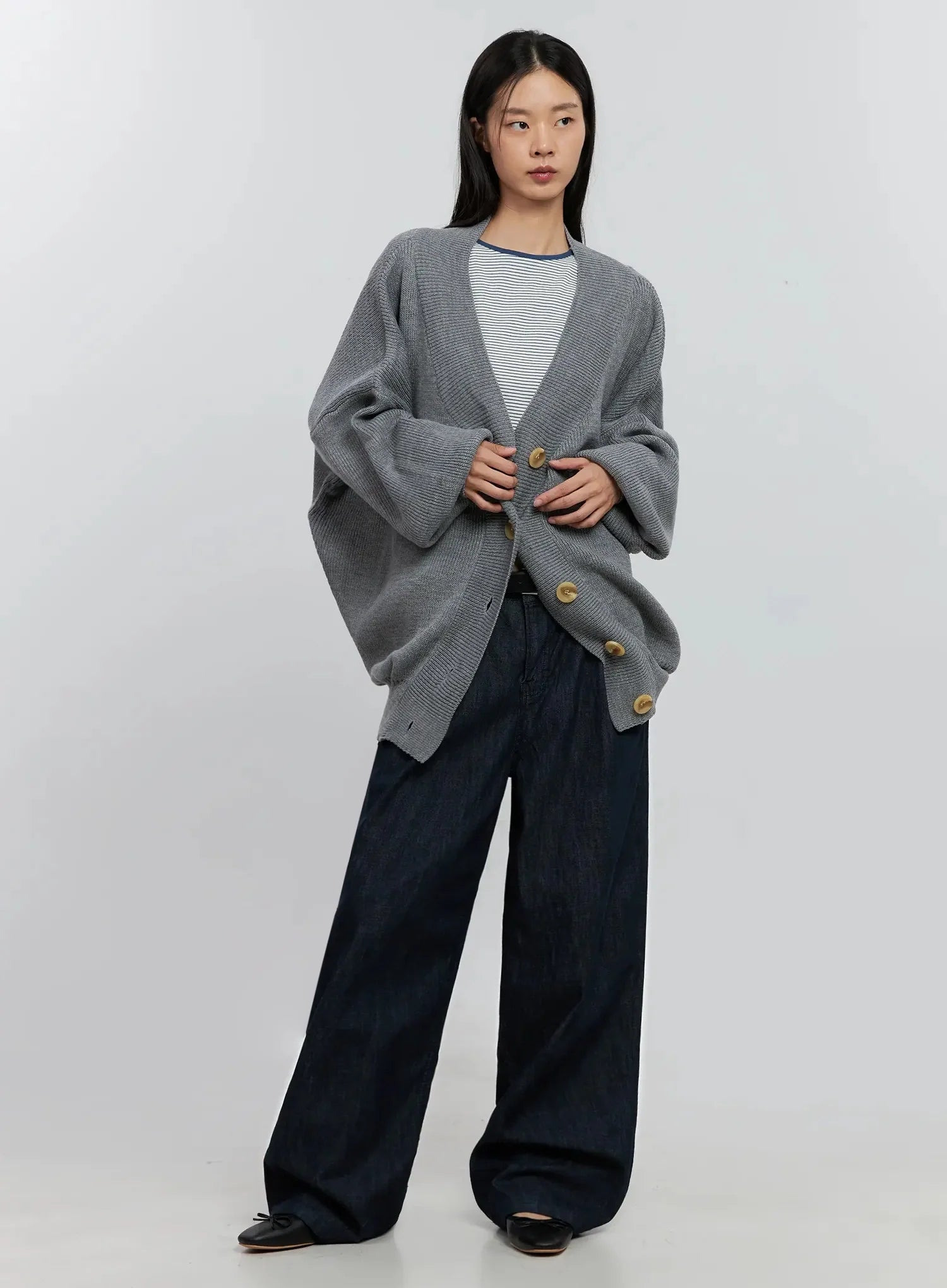 Elio Pintuck Wide-Leg Jeans IS516