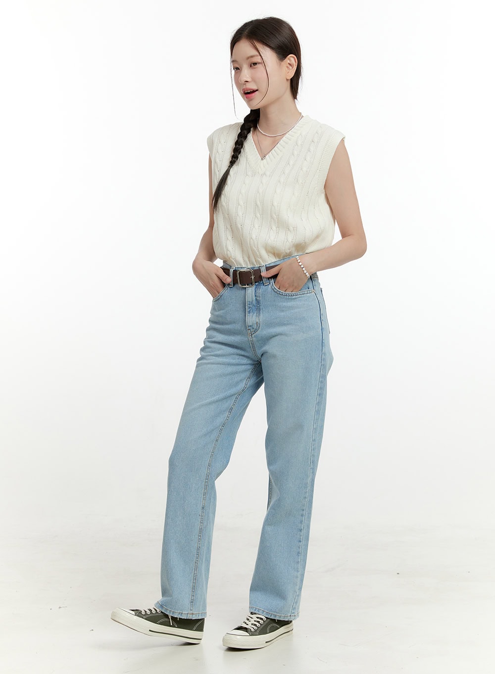 Light Washed Straight Jeans OL423