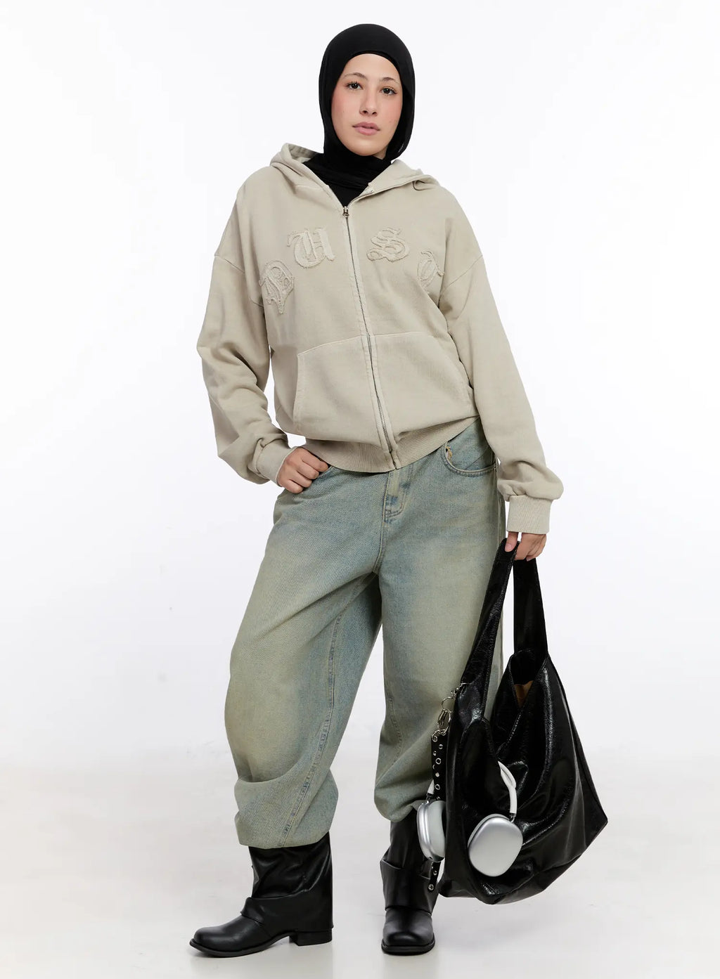 Raven Vintage Wash Wide-Leg Jeans CS524