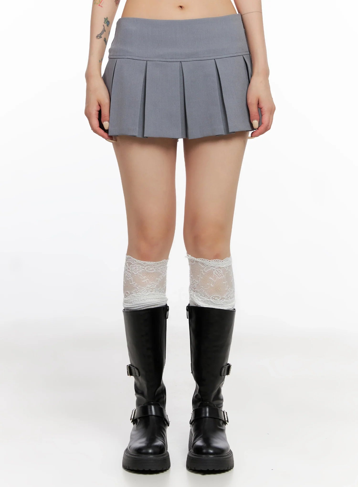 Pleated Low-Rise Mini Skirt IS515