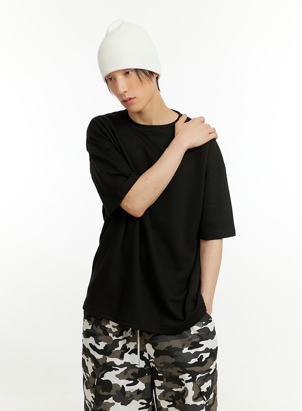 Men's Oversize Round Neck T-Shirt (Black) IL418