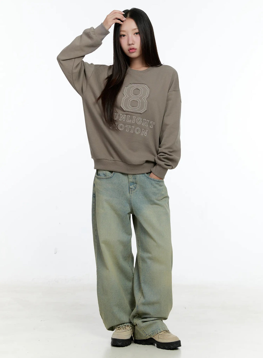 Embroidered Graphic Oversized Sweatshirt CS518