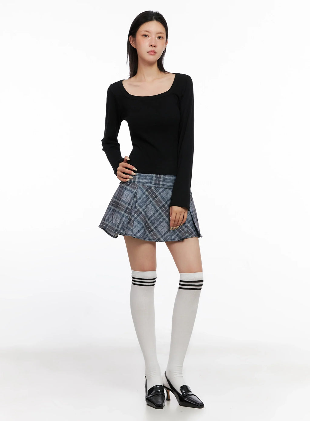 Checkered Pleated Mini Skirt IS508