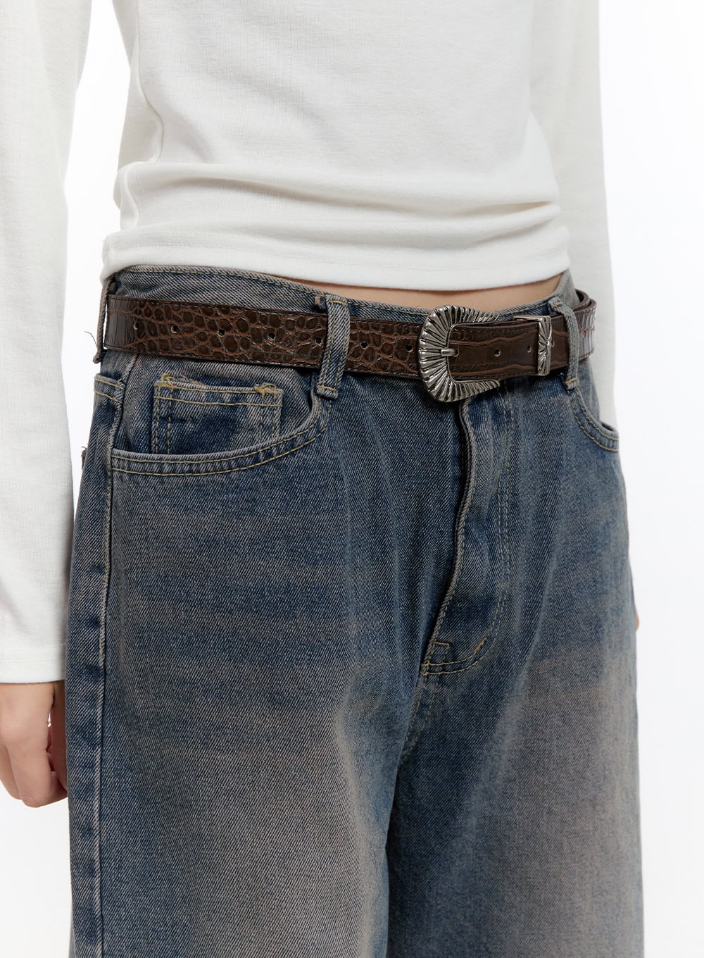 Sleek Faux Leather Belt CN420