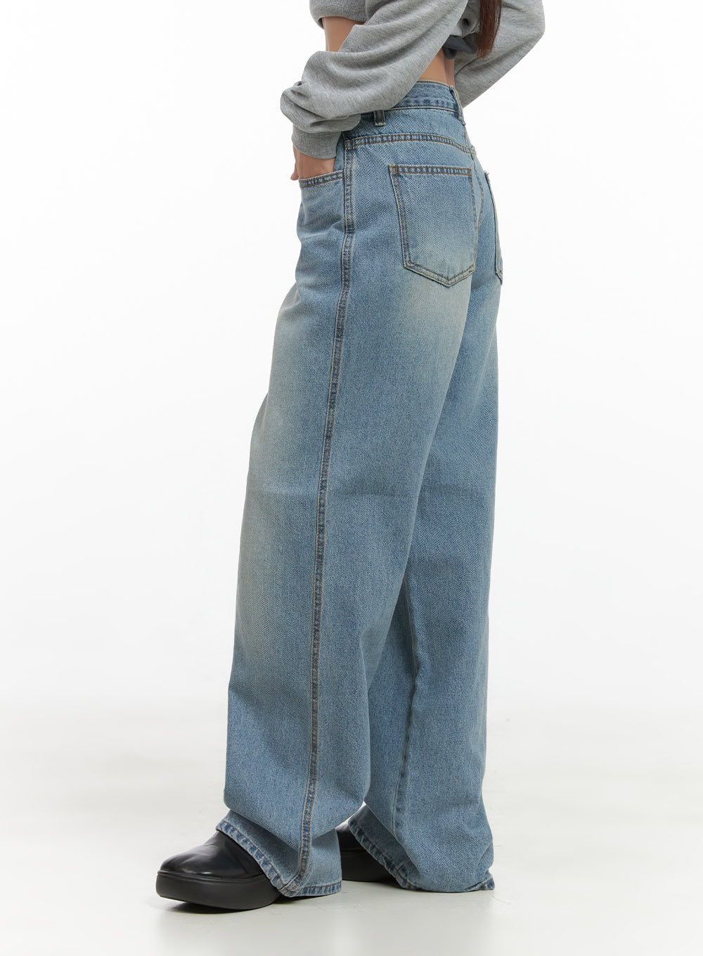 Holly Low Rise Loose Jeans CS404