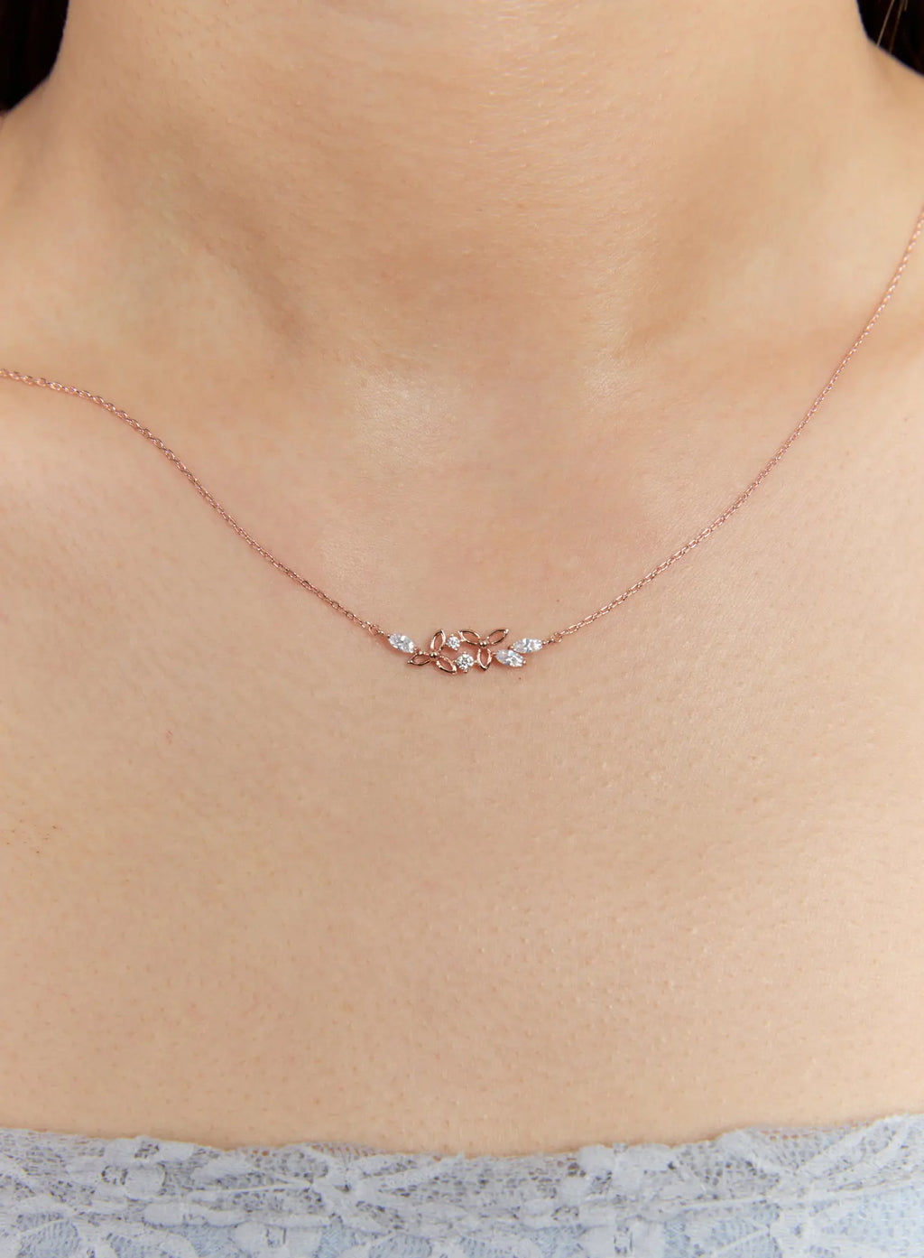 Trefoil Petal Necklace IS517