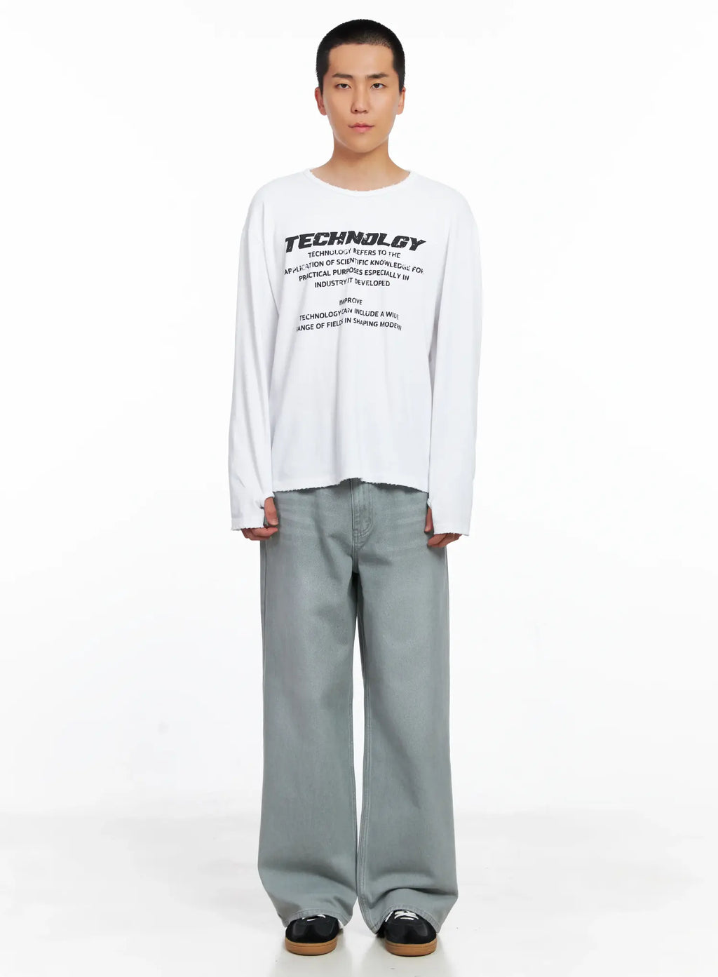 Men's Tech Graphic Long Sleeve Tee IS509