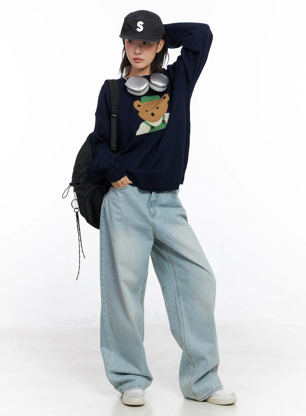 Teddy Graphic U-Neck Sweater CO508