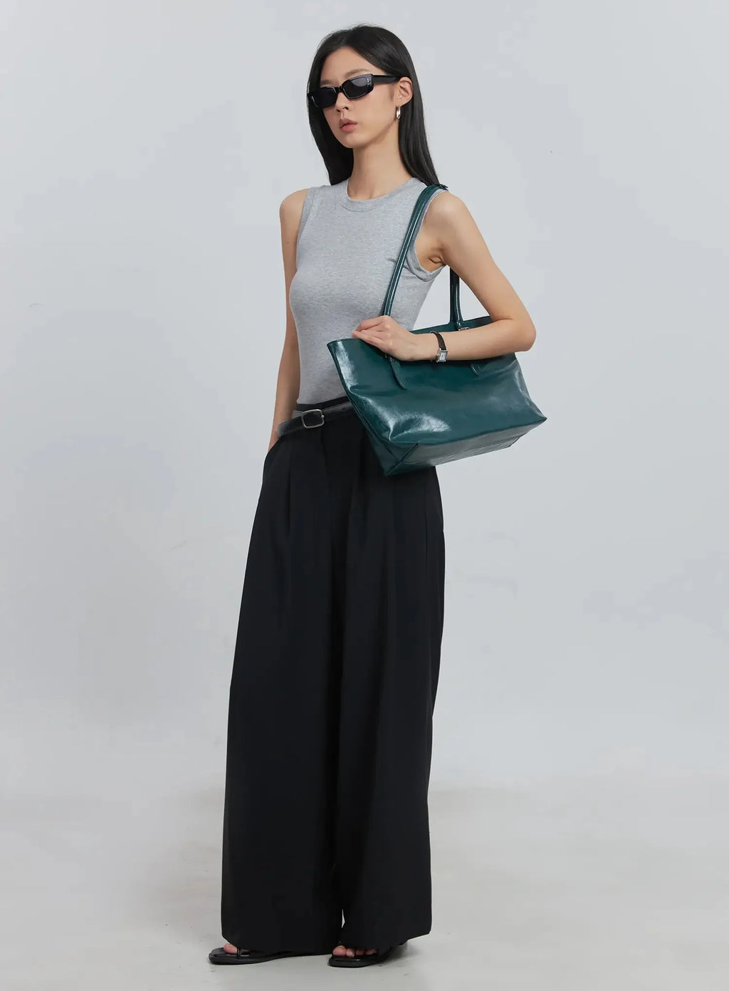 Pintuck Wide-Leg Pants IU512