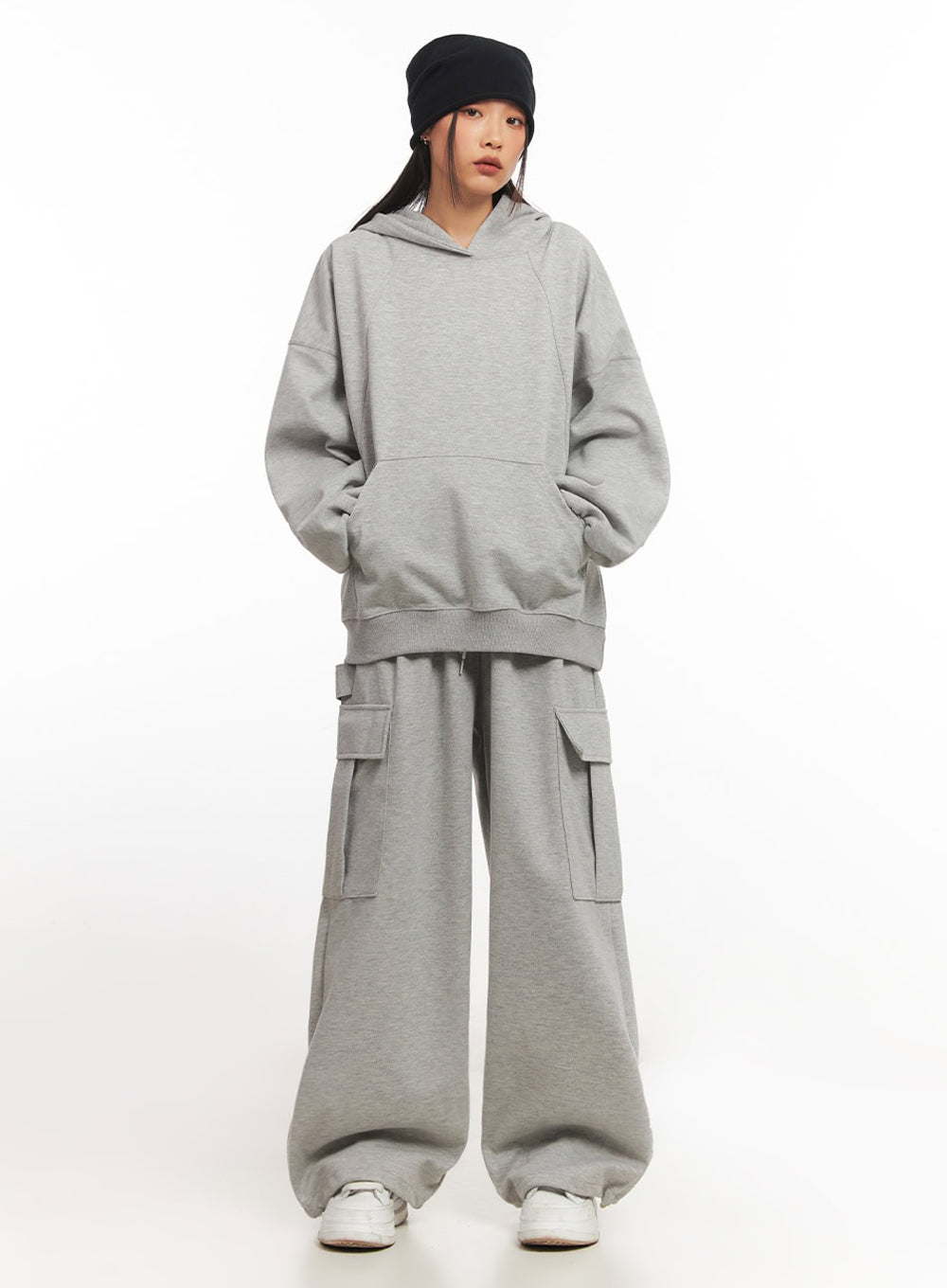 Comfy Cargo Wide-Fit Sweatpants IA504