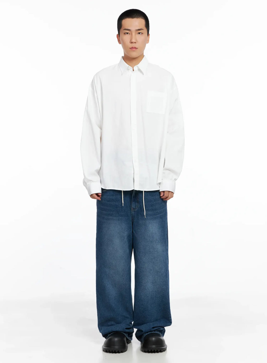 Men's Classic White Button-Up Shirt IS502