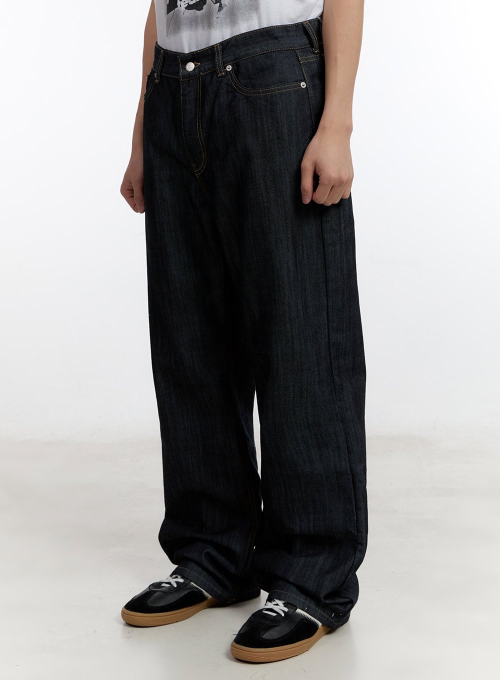 Men's No-Fade Wide-Leg Jeans IA507