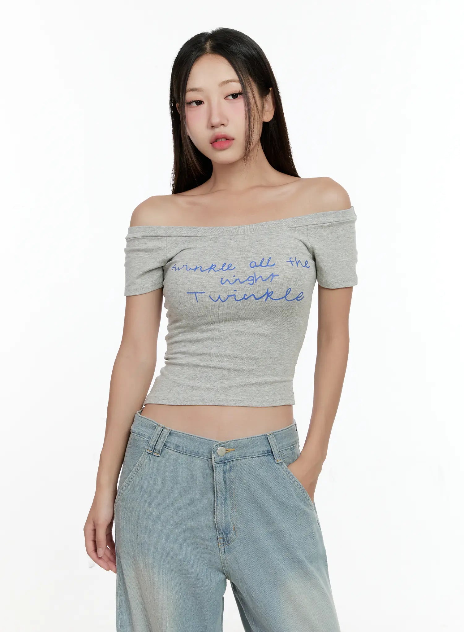 Off-Shoulder Graphic Top CL531