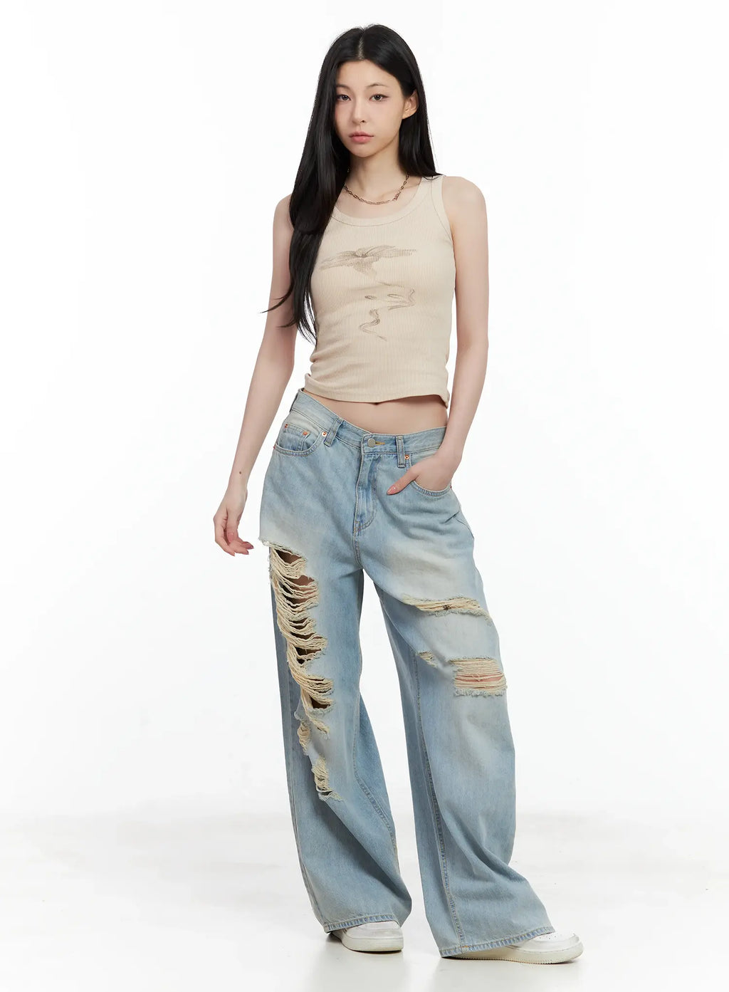 Gyuri Dirty-Wash Distressed Wide Jeans CU530