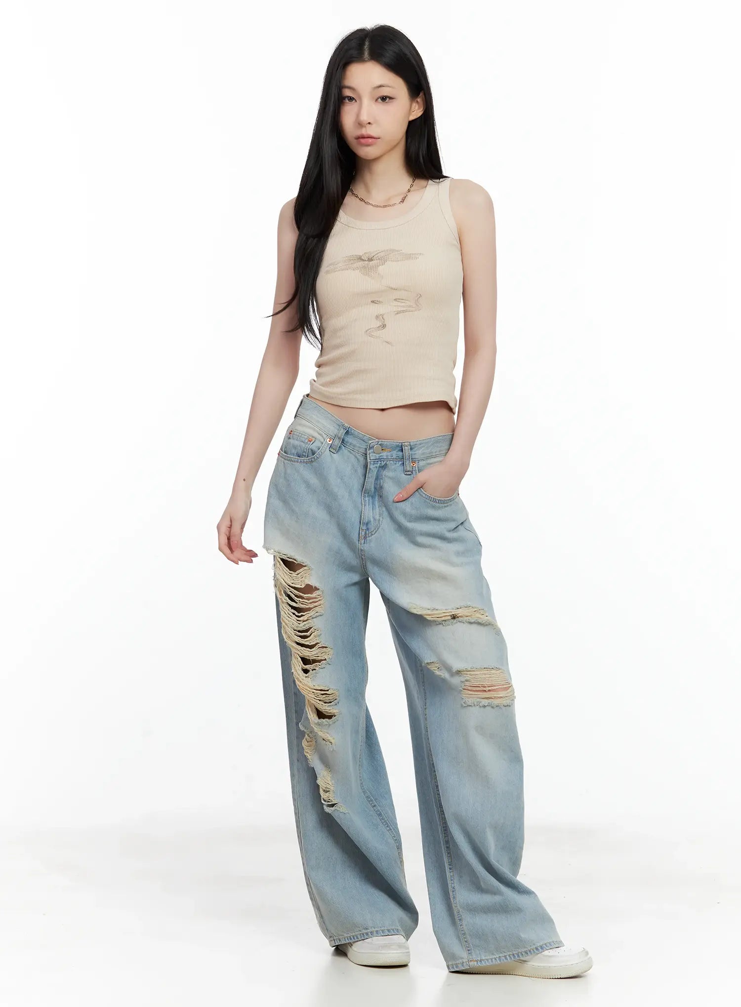 Gyuri Dirty-Wash Distressed Wide Jeans CU530