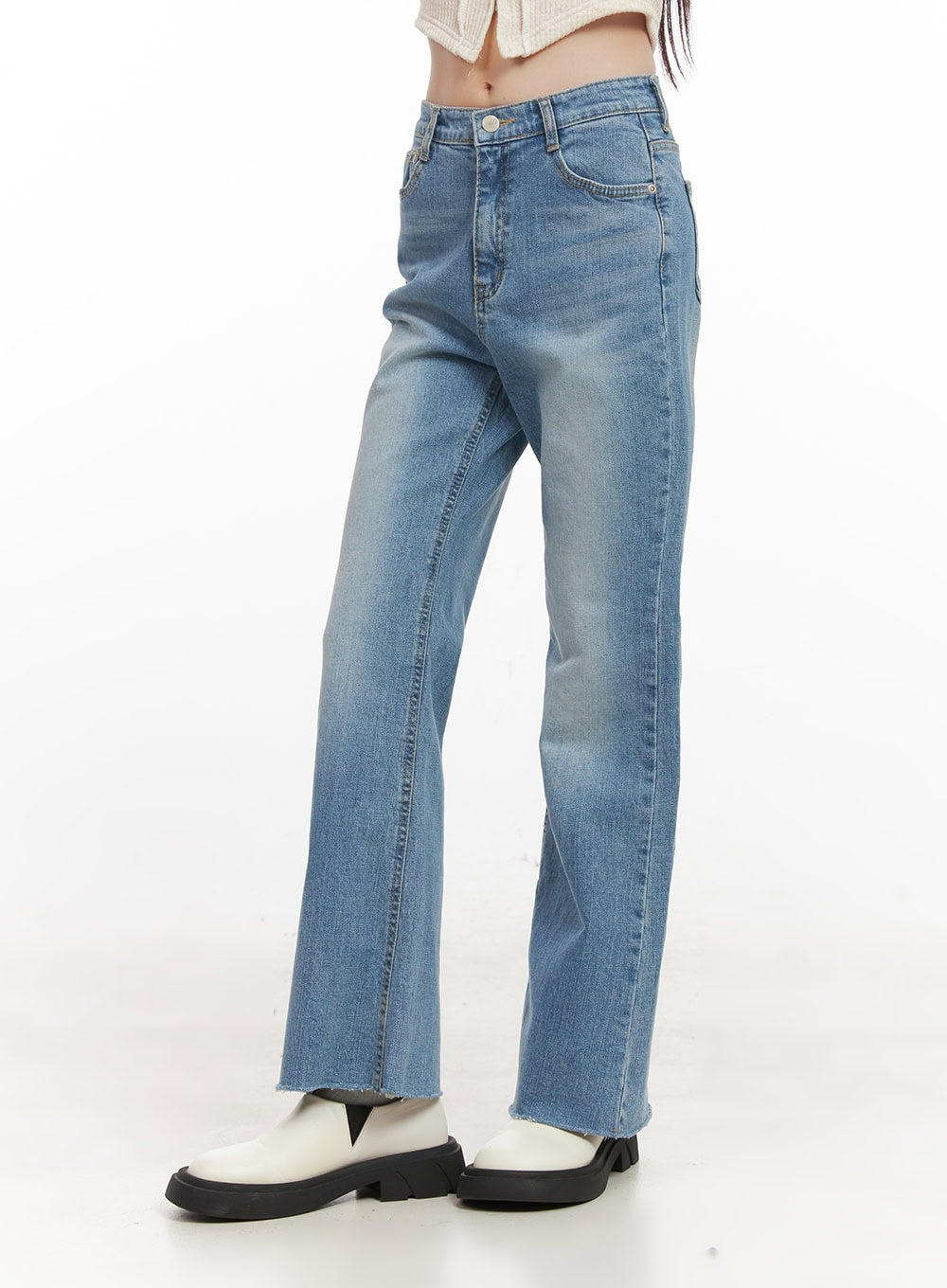 Joyce Slim-Fit Bootcut Jeans CJ523