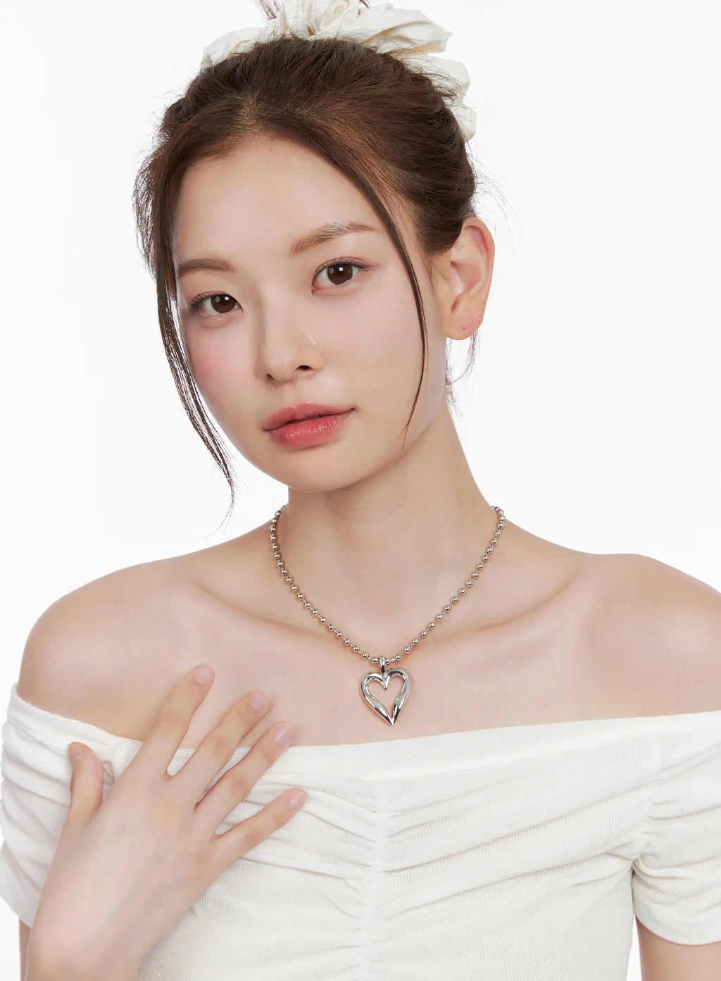 Bold Heart Necklace CL524