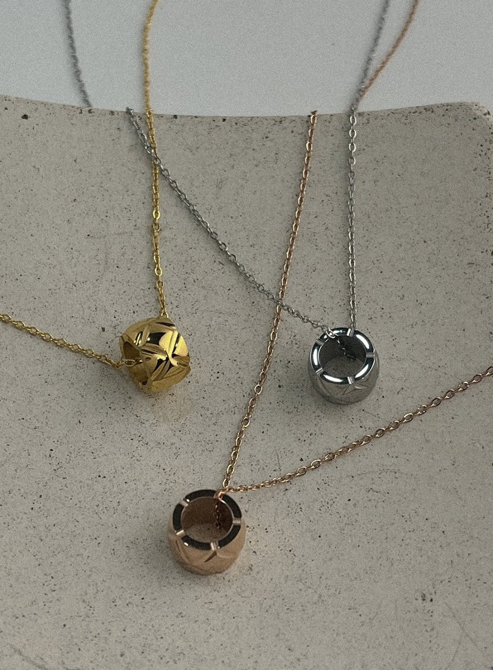 Bold Ring Necklace IL405