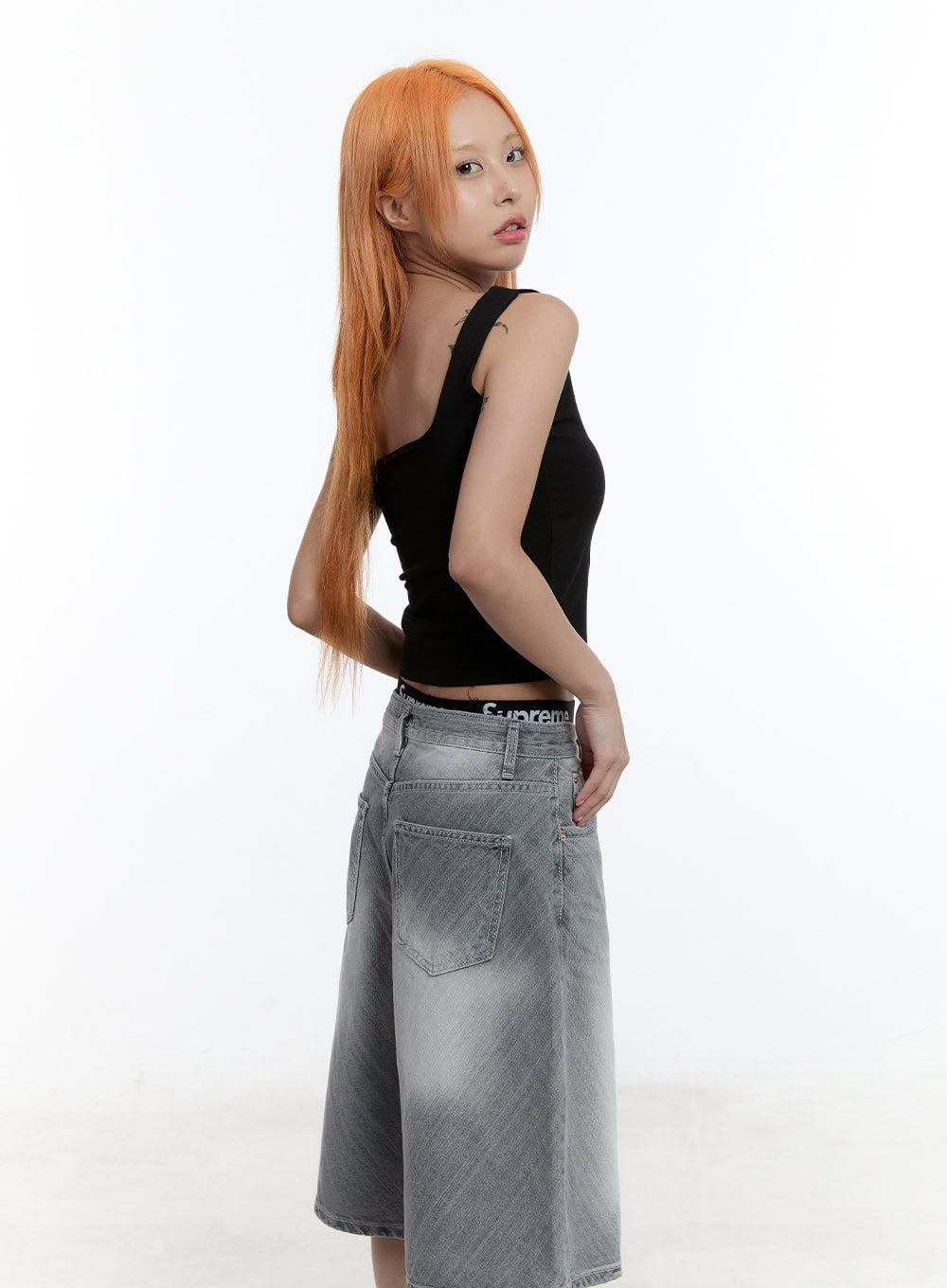 Graphic Square-Neck Tank Top CU502