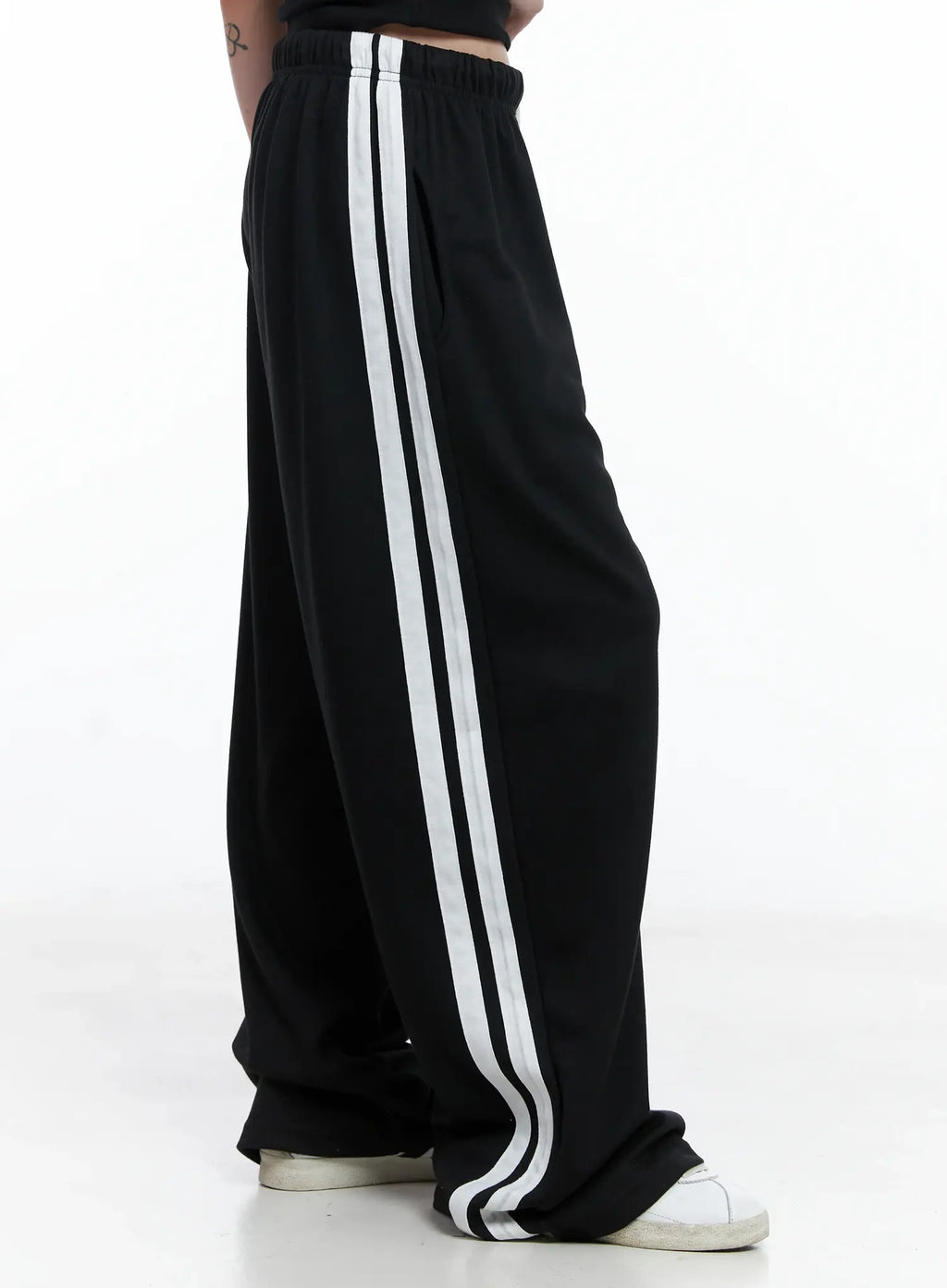 Striped Wide-Leg Sweatpants CS501