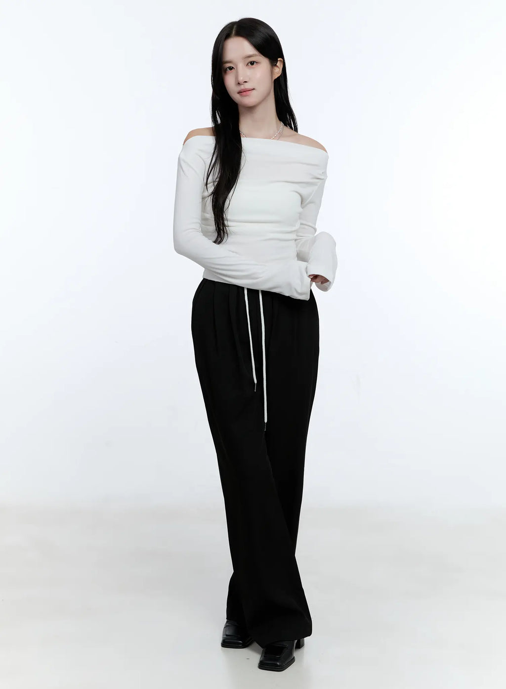 Chic Off-Shoulder Long-Sleeve Top CG512